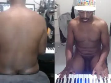 Chaturbate Free Porn Cam of bicepsandfrot