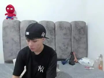 Chaturbate Adult Webcam of bruno_cruz