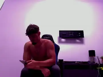 Chaturbate Live Sex Cam of greekgod199