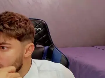 Chaturbate Free Porn Cam of greekgod199
