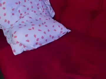 Chaturbate Best live sex cam show of petitemuse