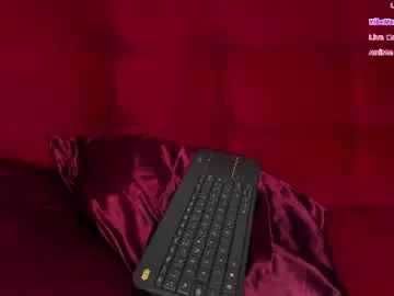Chaturbate Best live sex cam show of petitemuse