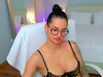 Chaturbate Watch Live Sex Cams of divineluxe
