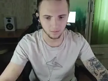 Chaturbate Adult Video Chat of golden_boyyy21