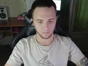 Chaturbate Sex Cam of golden_boyyy21