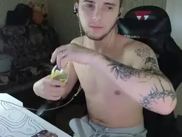 Chaturbate Adult Video Chat of golden_boyyy21