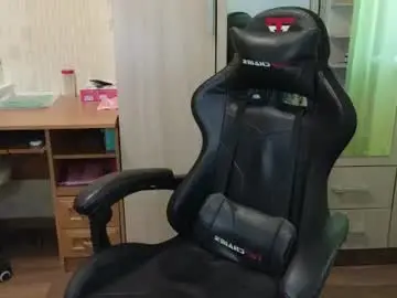 Chaturbate Free Live Porn of golden_boyyy21