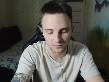 Chaturbate Free Porn Cam of golden_boyyy21