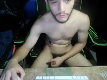 Chaturbate Live Sex Cam of manmanoverthrf