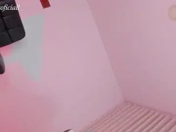 Chaturbate Nude Webcam of sweet__giirl