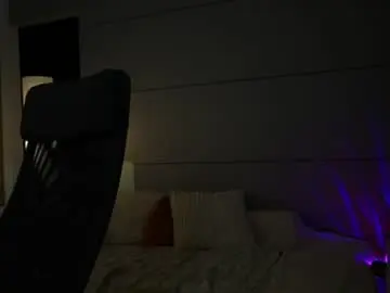 Chaturbate Best live sex cam show of sweetamelia25