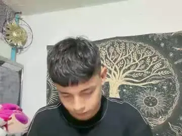 Chaturbate Best live sex cam show of andy_belier