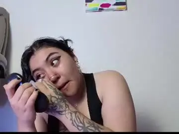 Chaturbate Nude Webcam of blueberry_gothic