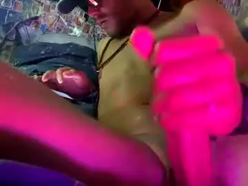 Chaturbate Live Sex Cam of cozyfrozycool