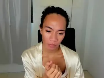 Chaturbate Best live sex cam show of cyra_foxx