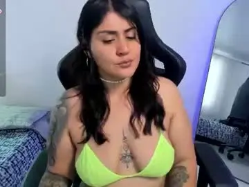 Chaturbate Sex Cam of emmax_x