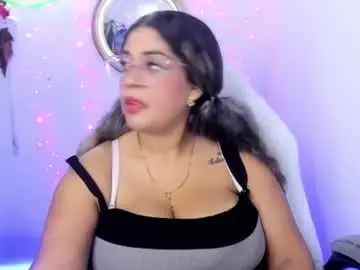Chaturbate Nude Webcam of latinamav22