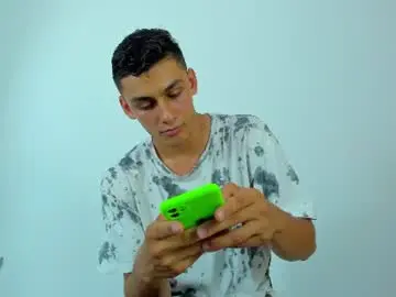 Chaturbate Live Sex of max_wild01