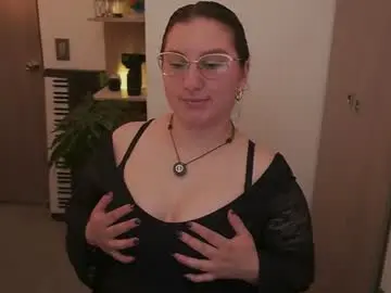 Chaturbate Sex Cam of ximenna_cruz_