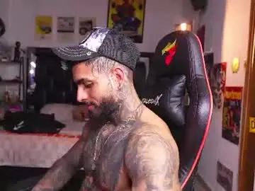 Chaturbate Sex Chat of logan_hugh8
