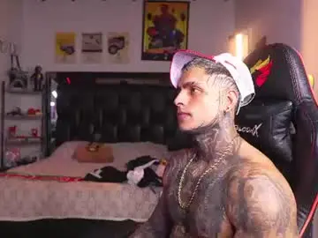 Chaturbate Sex Cam of logan_hugh8