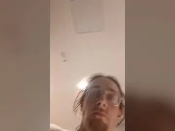 Chaturbate Free Porn Cam of mrbigballsmrsprettypussy