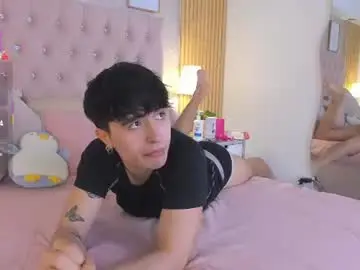 Chaturbate Live Sex Cam of tommy_claks