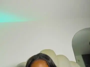 Chaturbate Best live sex cam show of bellaadajud