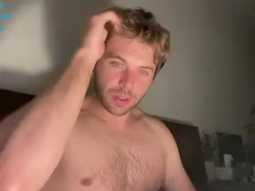 Chaturbate Live Sex Cam of hot8pack01