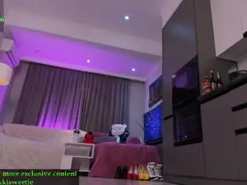 Chaturbate Watch Live Sex Cams of nikkisweetie