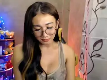 Chaturbate Adult Webcam of pia_worthsback