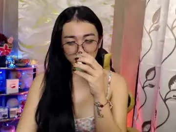 Chaturbate Best live sex cam show of pia_worthsback