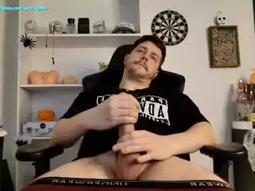 Chaturbate Live Sex Cam of aaronlegend