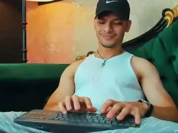 Chaturbate Private Sex Chat of aless_king