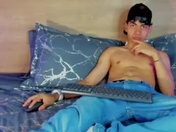 Chaturbate Watch Live Sex Cams of ethan__carter
