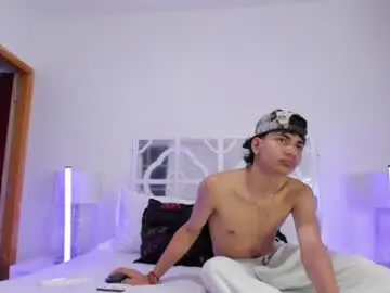 Chaturbate Sex Chat of ethan__carter