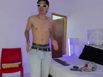 Chaturbate Sex Chat of ethan__carter