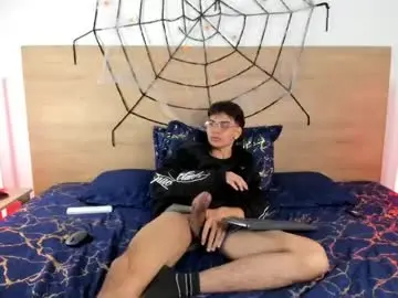 Chaturbate Free Porn Cam of ethan__carter
