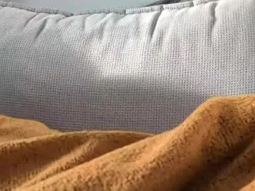 Chaturbate Live Sex Cam of frenchymontreal