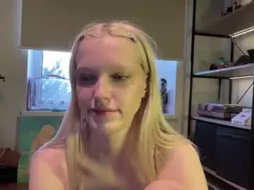 Chaturbate Adult Video Chat of kortneyhiedeman