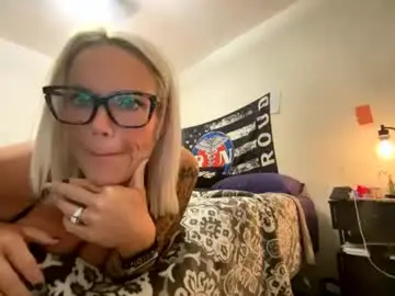 Chaturbate Adult Video Chat of sexy4uenvy