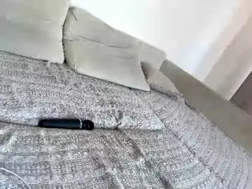 Chaturbate Watch Live Sex Cams of chloe_show
