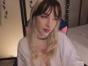 Chaturbate Live Sex Cam of nerdy_freyua
