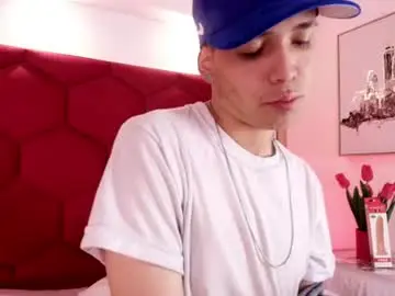 Chaturbate Private Sex Chat of noahh_saenz