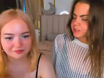 Chaturbate Live Sex Cam of heymariavesper