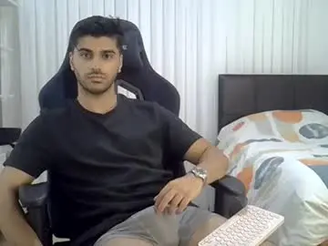 Chaturbate Best live sex cam show of fortiori8