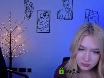Chaturbate Live Sex Cam of playful_sophie