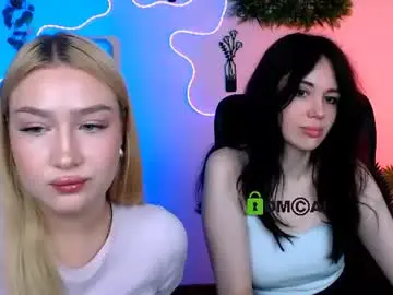 Chaturbate Live Porn of playful_sophie