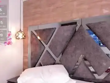 Chaturbate Nude Webcam of rose_evans__
