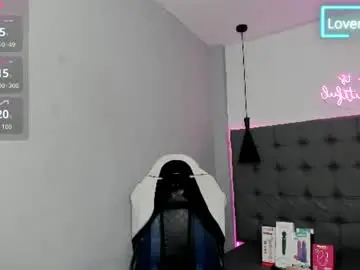 Chaturbate Adult Webcams of scarletcherry18